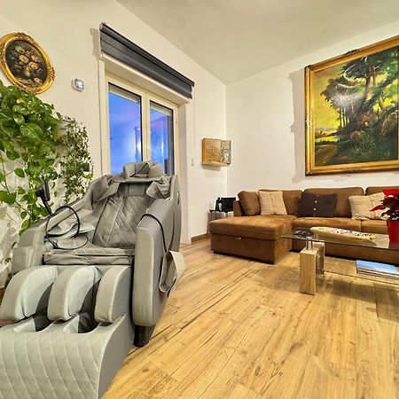 Carrubba'S Luxury Home Сан-Джованні-ла-Пунта Екстер'єр фото